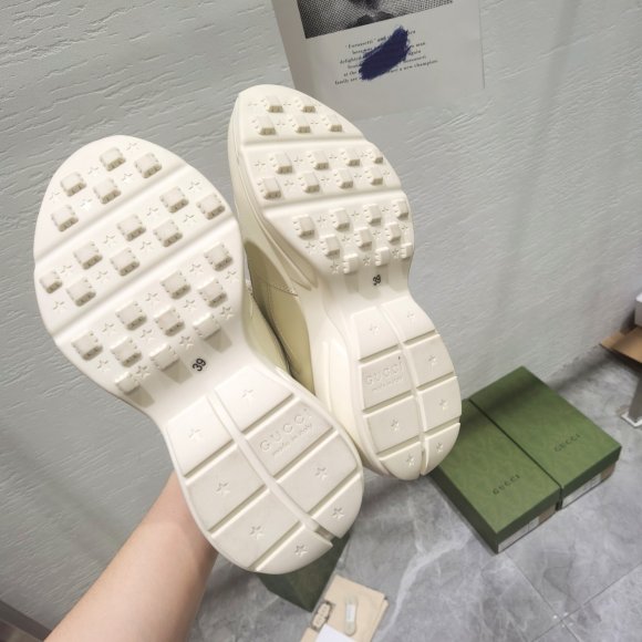 Gucci Rhyton Женские кроссовки MO_1409GU1W Gucci Rhyton Женские кроссовки MO_1409GU1W