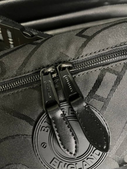 Burberry Поясная сумка S3D_1901BU18 Burberry Поясная сумка S3D_1901BU18