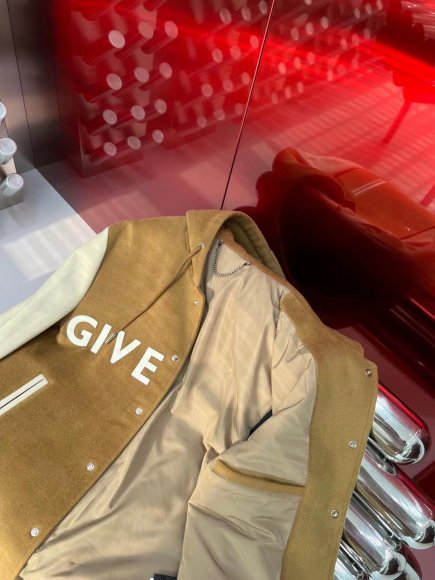 Givenchy Мужская куртка SAD_2501GI6