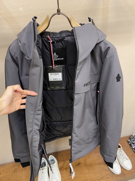 Moncler Foret - Мужская куртка пуховик DZ_1111MO1 Moncler Foret - Мужская куртка пуховик DZ_1111MO1