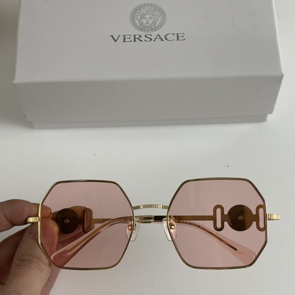 Versace - Солнцезащитные очки K2_2402VE7 Versace - Солнцезащитные очки K2_2402VE7