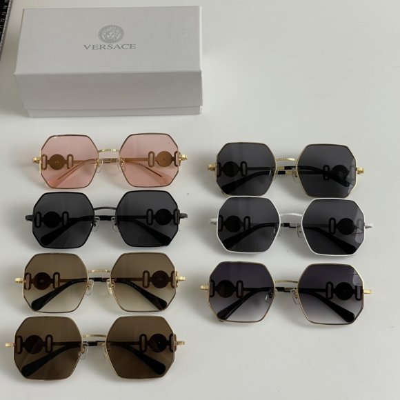 Versace - Солнцезащитные очки K2_2402VE7 Versace - Солнцезащитные очки K2_2402VE7