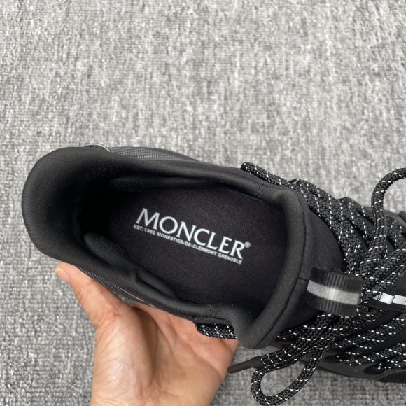 Moncler Trailgrip Lite 2 - Мужские кроссовки ABC_1201MO1 Moncler Trailgrip Lite 2 - Мужские кроссовки ABC_1201MO1