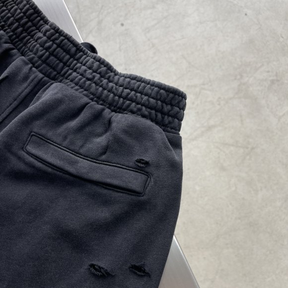 Givenchy - Мужские двухслойные шорты DZ_0306GI2