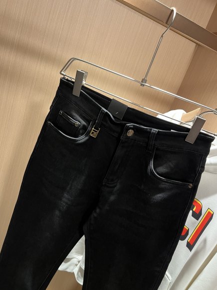 Fendi - Мужские штаны джинсы DF_0912FE6 Fendi - Мужские штаны джинсы DF_0912FE6