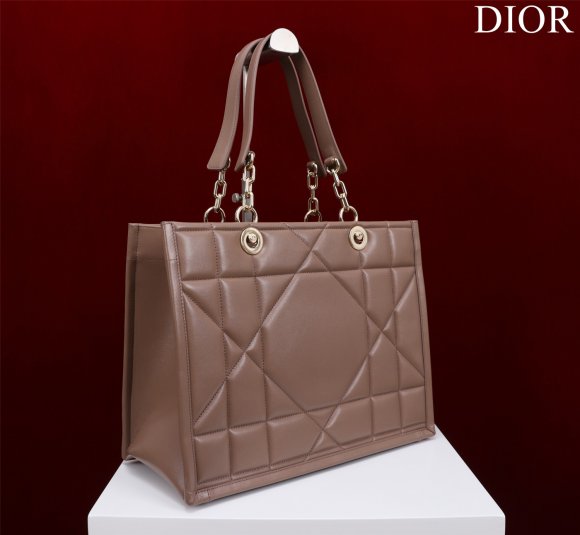 Dior Essential Сумка тоут DG_1312DI1