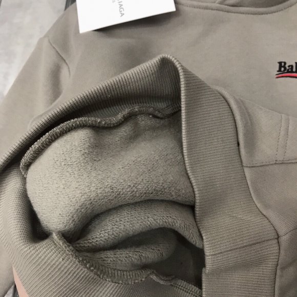 Balenciaga - Детский спортивный костюм DW_0112BA8 Balenciaga - Детский спортивный костюм DW_0112BA8