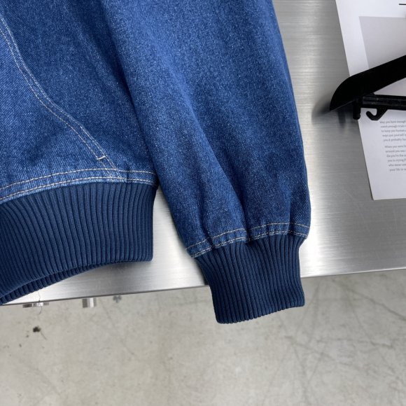 Dior - Мужская джинсовая куртка TJ_1609DI10 Dior - Мужская джинсовая куртка TJ_1609DI10