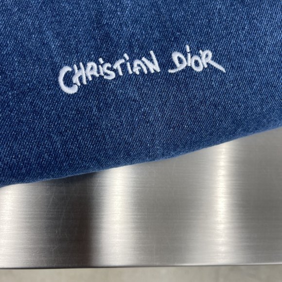 Dior - Мужская джинсовая куртка TJ_1609DI10 Dior - Мужская джинсовая куртка TJ_1609DI10