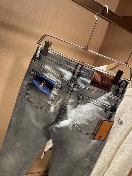 Louis Vuitton - Мужские штаны джинсы DF_0912LV7 Louis Vuitton - Мужские штаны джинсы DF_0912LV7