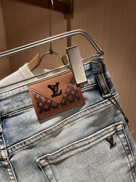 Louis Vuitton - Мужские штаны джинсы DF_0912LV7 Louis Vuitton - Мужские штаны джинсы DF_0912LV7