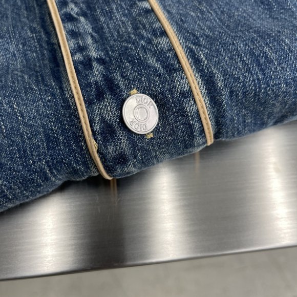 Dior - Мужская джинсовая рубашка TJ_0809DI4 Dior - Мужская джинсовая рубашка TJ_0809DI4