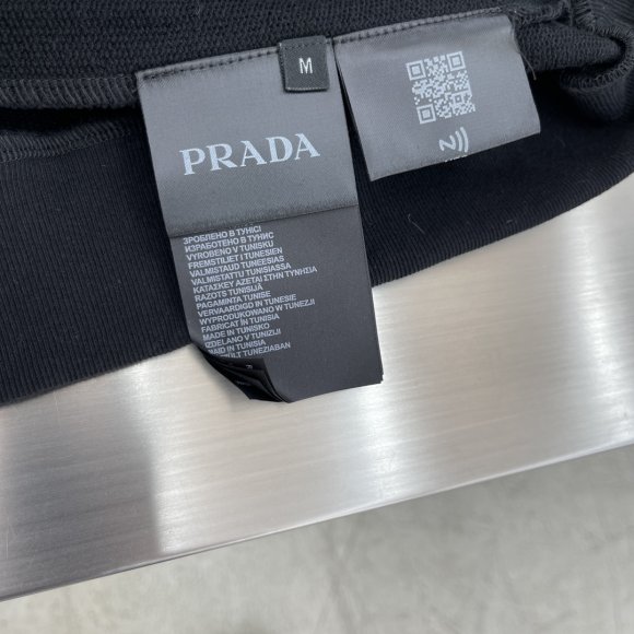 Prada - Мужская кофта худи AH_1201PR1 Prada - Мужская кофта худи AH_1201PR1