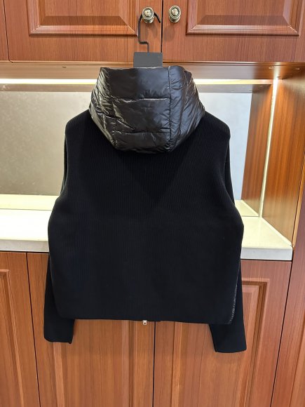 Moncler - Мужская куртка ветровка пуховик MI_0110MO1