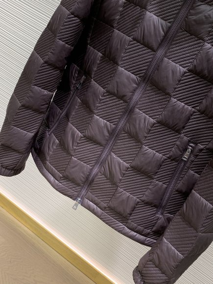 Moncler - Мужская куртка ветровка TI_2910MO10