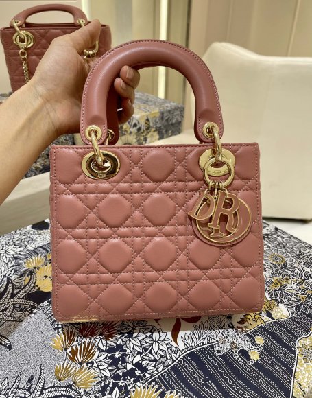 Dior lady four-grid Dai Fei Женская сумка LL_0802DI1 Dior lady four-grid Dai Fei Женская сумка LL_0802DI1