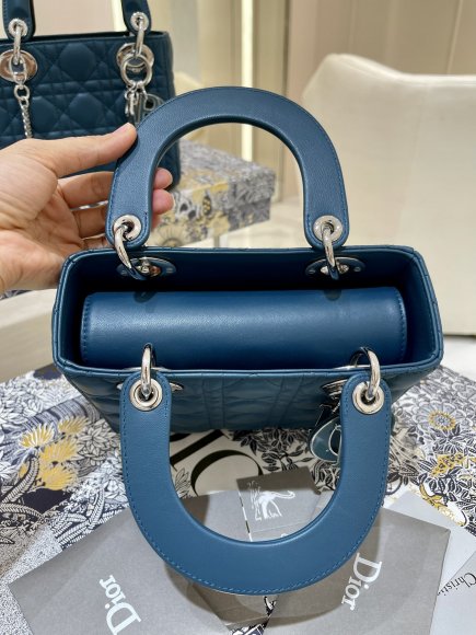 Dior lady four-grid Dai Fei Женская сумка LL_0802DI1 Dior lady four-grid Dai Fei Женская сумка LL_0802DI1