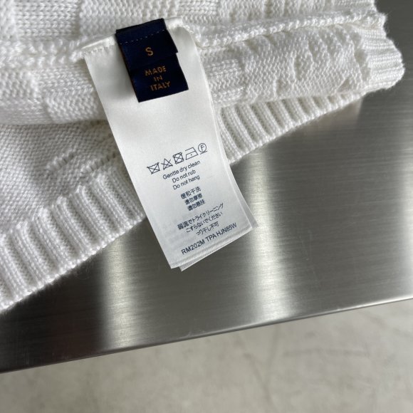 Louis Vuitton - Мужская кофта свитер TJ_0809LV6 Louis Vuitton - Мужская кофта свитер TJ_0809LV6