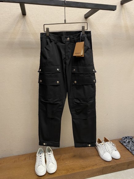 Burberry - Мужские штаны брюки DZ_1403BU3 Burberry - Мужские штаны брюки DZ_1403BU3