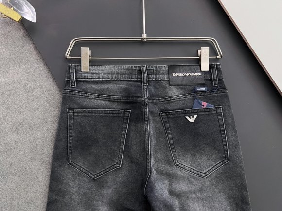 Emporio Armani - Мужские штаны джинсы DF_0807EA5 Emporio Armani - Мужские штаны джинсы DF_0807EA5