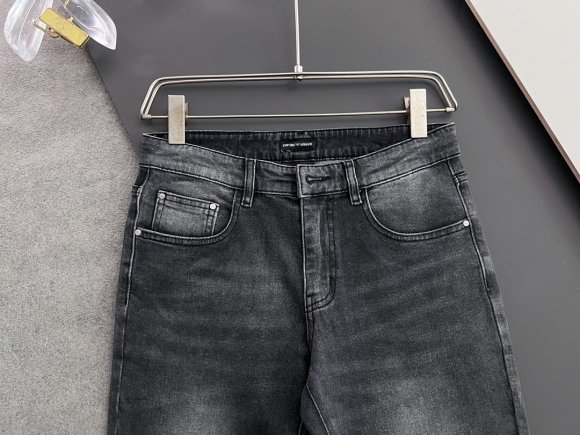 Emporio Armani - Мужские штаны джинсы DF_0807EA5 Emporio Armani - Мужские штаны джинсы DF_0807EA5