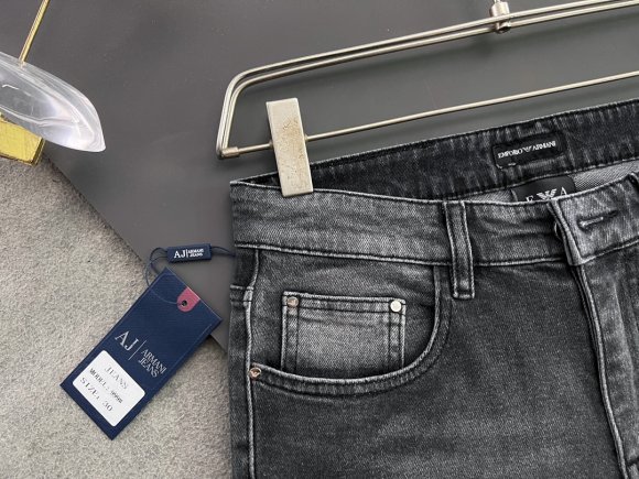 Emporio Armani - Мужские штаны джинсы DF_0807EA5 Emporio Armani - Мужские штаны джинсы DF_0807EA5