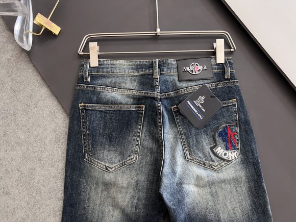 Moncler - Мужские штаны джинсы CF_2809MO4 Moncler - Мужские штаны джинсы CF_2809MO4