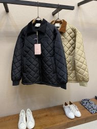 Miu Miu - Мужская демисезонная стеганая куртка DZ_1311MM1 Miu Miu - Мужская демисезонная стеганая куртка DZ_1311MM1