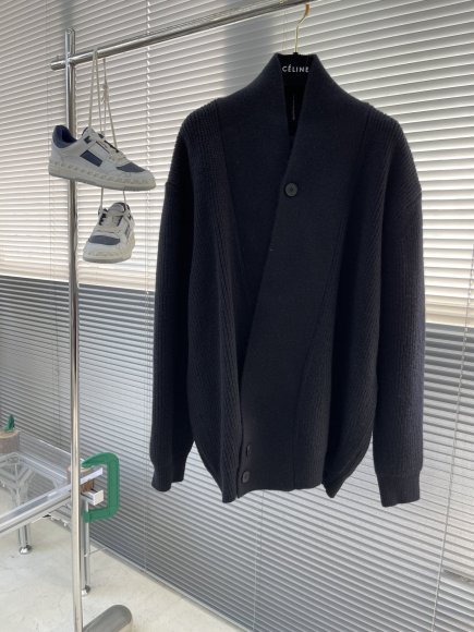 Maison Margiela MM6 - Мужская кофта свитер кардиган TJ_1012MM4 Maison Margiela MM6 - Мужская кофта свитер кардиган TJ_1012MM4