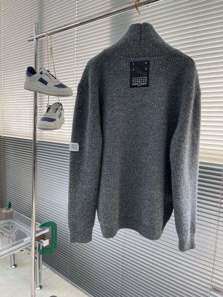 Maison Margiela MM6 - Мужская кофта свитер кардиган TJ_1012MM4 Maison Margiela MM6 - Мужская кофта свитер кардиган TJ_1012MM4