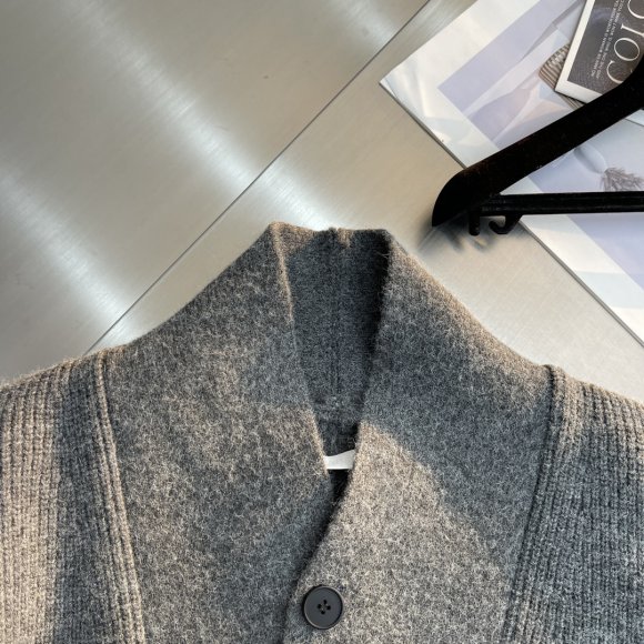 Maison Margiela MM6 - Мужская кофта свитер кардиган TJ_1012MM4 Maison Margiela MM6 - Мужская кофта свитер кардиган TJ_1012MM4