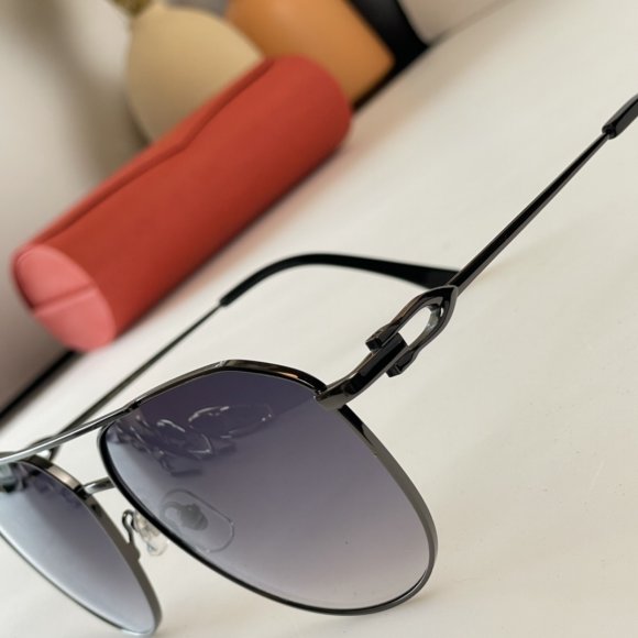 Cartier - Солнцезащитные очки K2_2402CA10 Cartier - Солнцезащитные очки K2_2402CA10