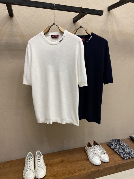 Gucci - Мужская шелково-трикотажная футболка DZ_0306GU8 Gucci - Мужская шелково-трикотажная футболка DZ_0306GU8