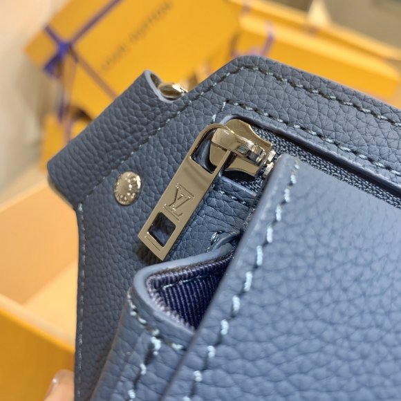 Louis Vuitton Aerogram Сумка поясная CN_1106LV1 Louis Vuitton Aerogram Сумка поясная CN_1106LV1