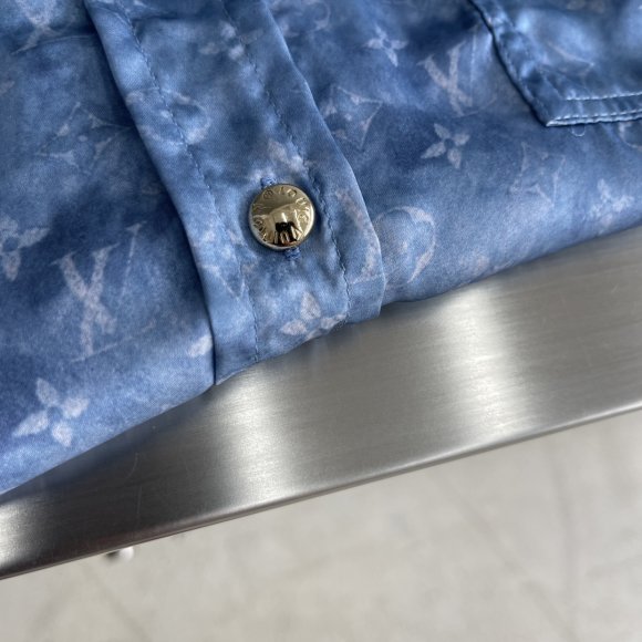 Louis Vuitton - Мужская рубашка AH_2906LV1 Louis Vuitton - Мужская рубашка AH_2906LV1