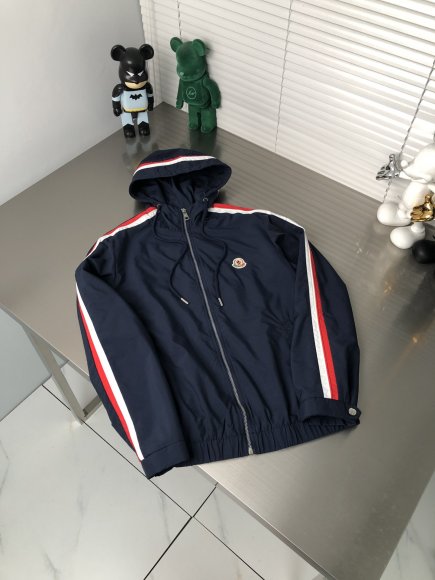 Moncler - Мужская куртка ветровка DZ_0809MO3