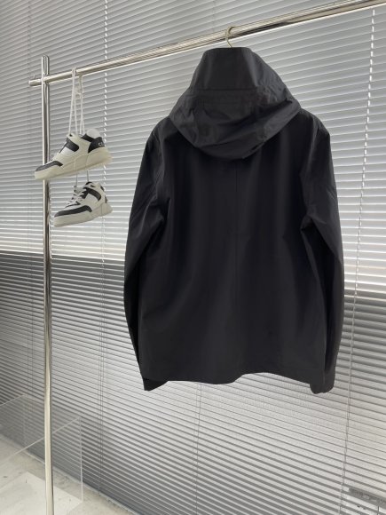 Stone Island - Мужская куртка ветровка AH_2809SI2 Stone Island - Мужская куртка ветровка AH_2809SI2