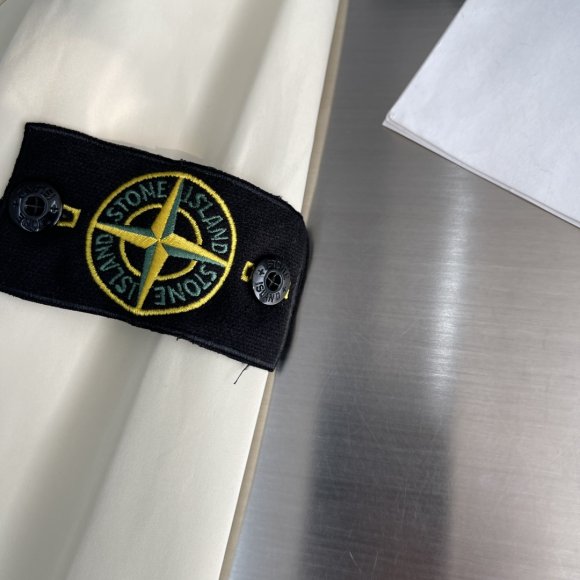 Stone Island - Мужская куртка ветровка AH_2809SI2 Stone Island - Мужская куртка ветровка AH_2809SI2