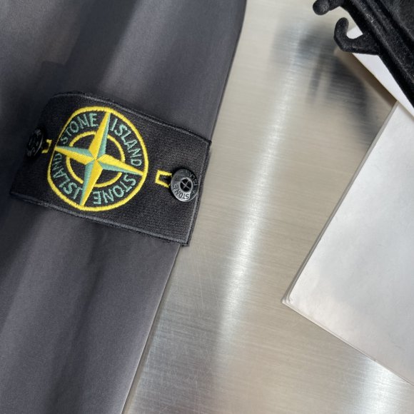 Stone Island - Мужская куртка ветровка AH_2809SI2 Stone Island - Мужская куртка ветровка AH_2809SI2