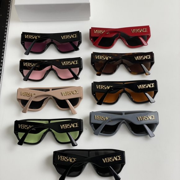 Versace - Солнцезащитные очки K2_2402VE11