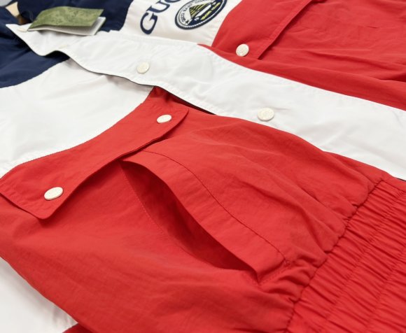 Gucci - Мужская куртка KO_0909GU1