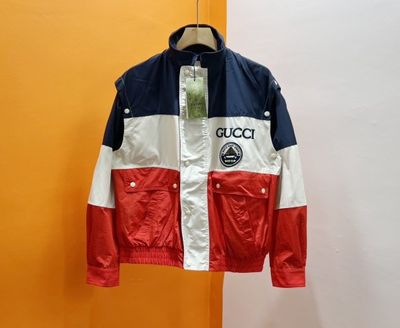 Gucci - Мужская куртка KO_0909GU1