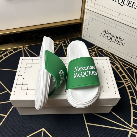 Alexander McQueen - Мужские шлепанцы сланцы GTL_1004AM7 Alexander McQueen - Мужские шлепанцы сланцы GTL_1004AM7