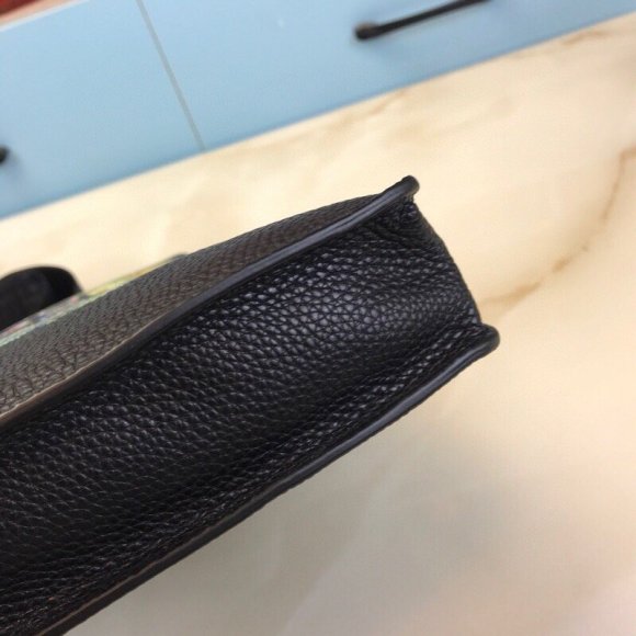 Versace Сумка через плечо CN_1106VE2 Versace Сумка через плечо CN_1106VE2