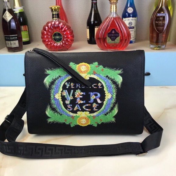 Versace Сумка через плечо CN_1106VE2 Versace Сумка через плечо CN_1106VE2