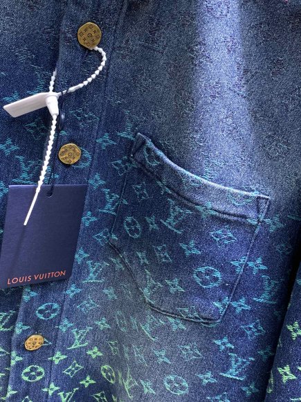 Louis Vuitton - Мужская джинсовая рубашка TI_3008LV5