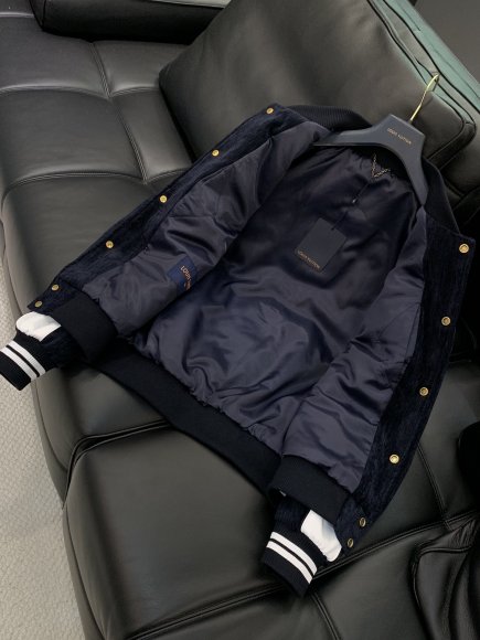 Louis Vuitton - Мужская куртка бомбер ветровка TI_1701LV5 Louis Vuitton - Мужская куртка бомбер ветровка TI_1701LV5