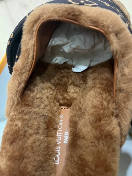 Louis Vuitton Тапочки S3D_2001LV11
