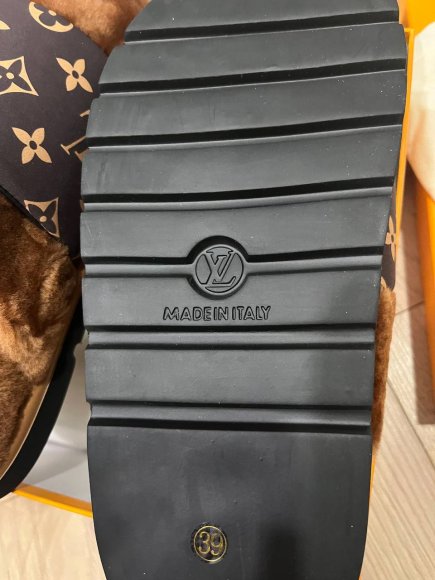 Louis Vuitton Тапочки S3D_2001LV11