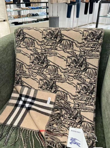 Burberry - Кашемировый шарф палантин JX_2909BU3 Burberry - Кашемировый шарф палантин JX_2909BU3